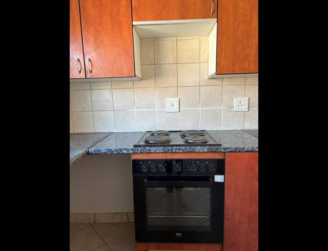 3 BEDROOM APARTMENT FOR SALE IN HALFWAY GARDENS